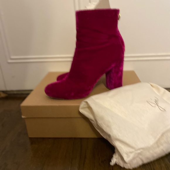Joie Saalema Cerise Block Boots - Picture 7 of 11
